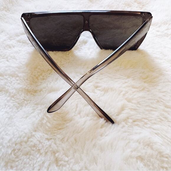 Greta Gray Oversized Statement Sunglasses - Picture 7 of 10